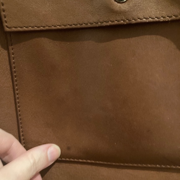 APC brown leather tall shoulder tote - Picture 6 of 9